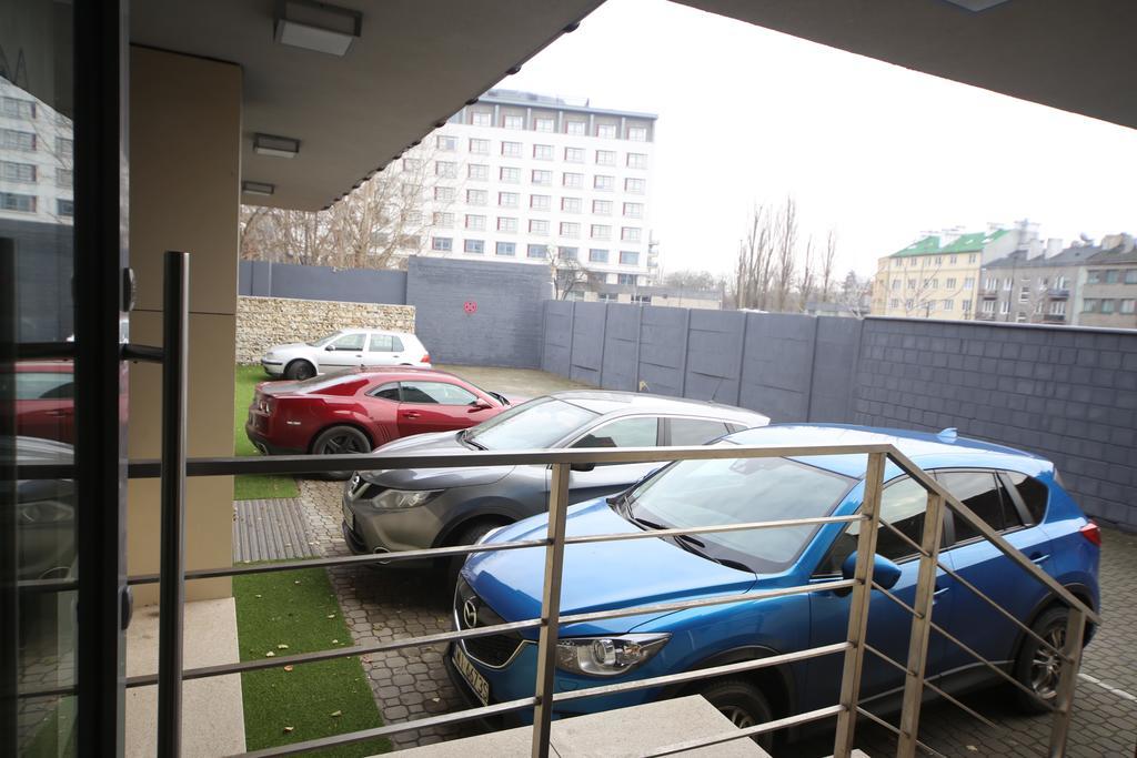 Sport Hostel Chodakowska Warszawa Exterior photo
